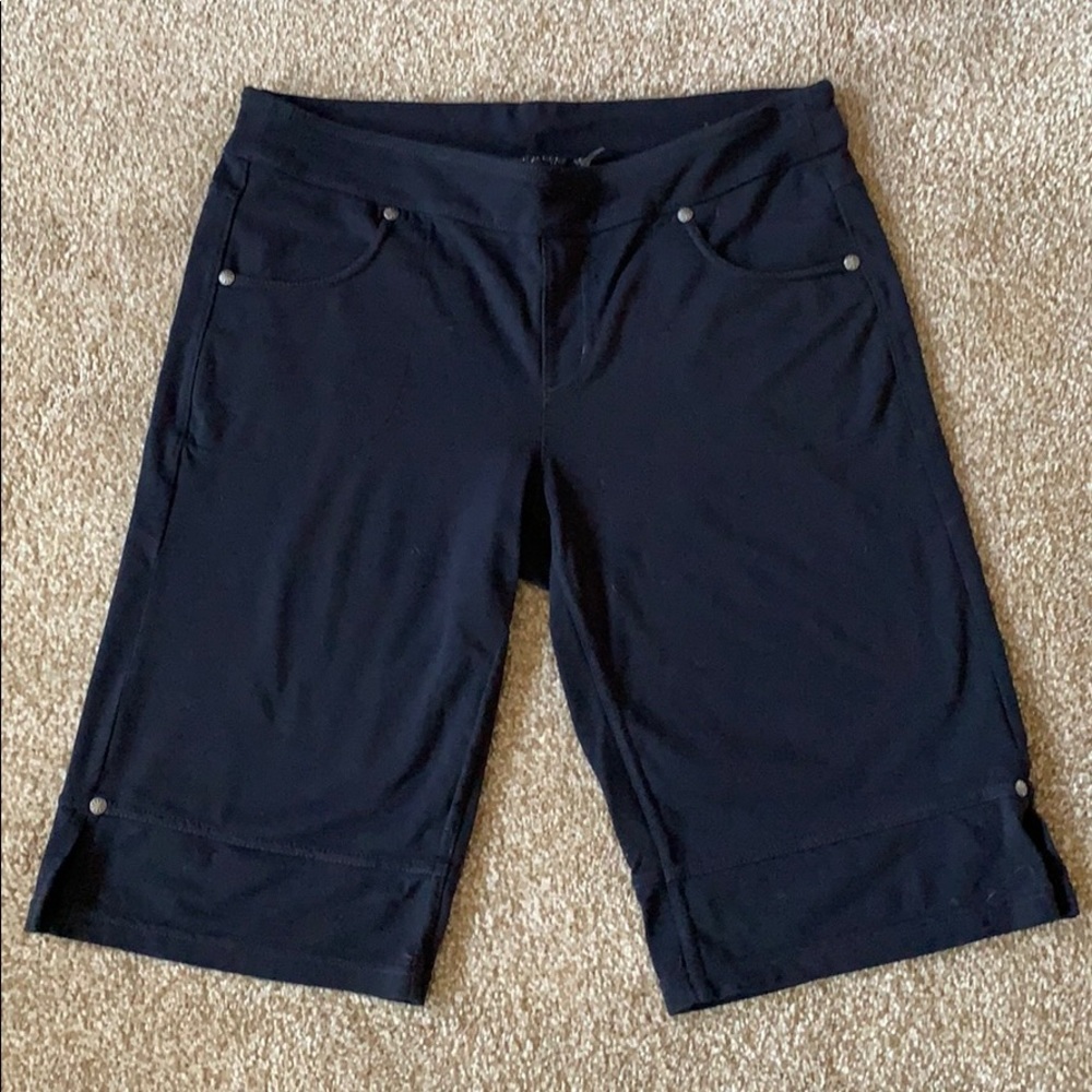 Athleta Bettona Bermuda Short sz Medium